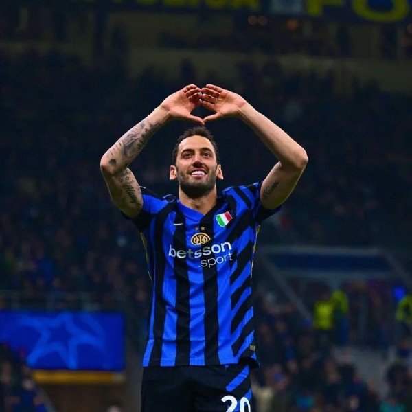 Fenerbahçe Hakan Çalhanoğlu için devrede! İşte o görüşme